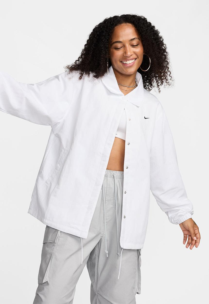 Nike - Nike Sportswear Women's Oversized Woven Jacket - white/black