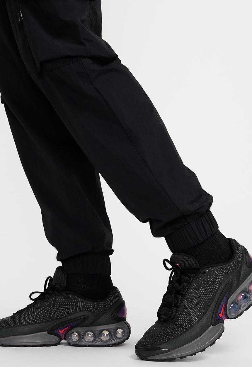 Nike - M nk tch wvn cargo - black/black