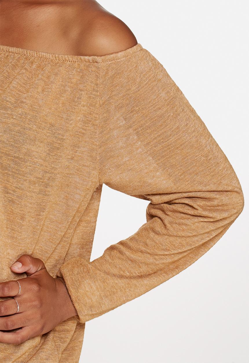 Jacqueline de Yong - Alanis off the shoulder top