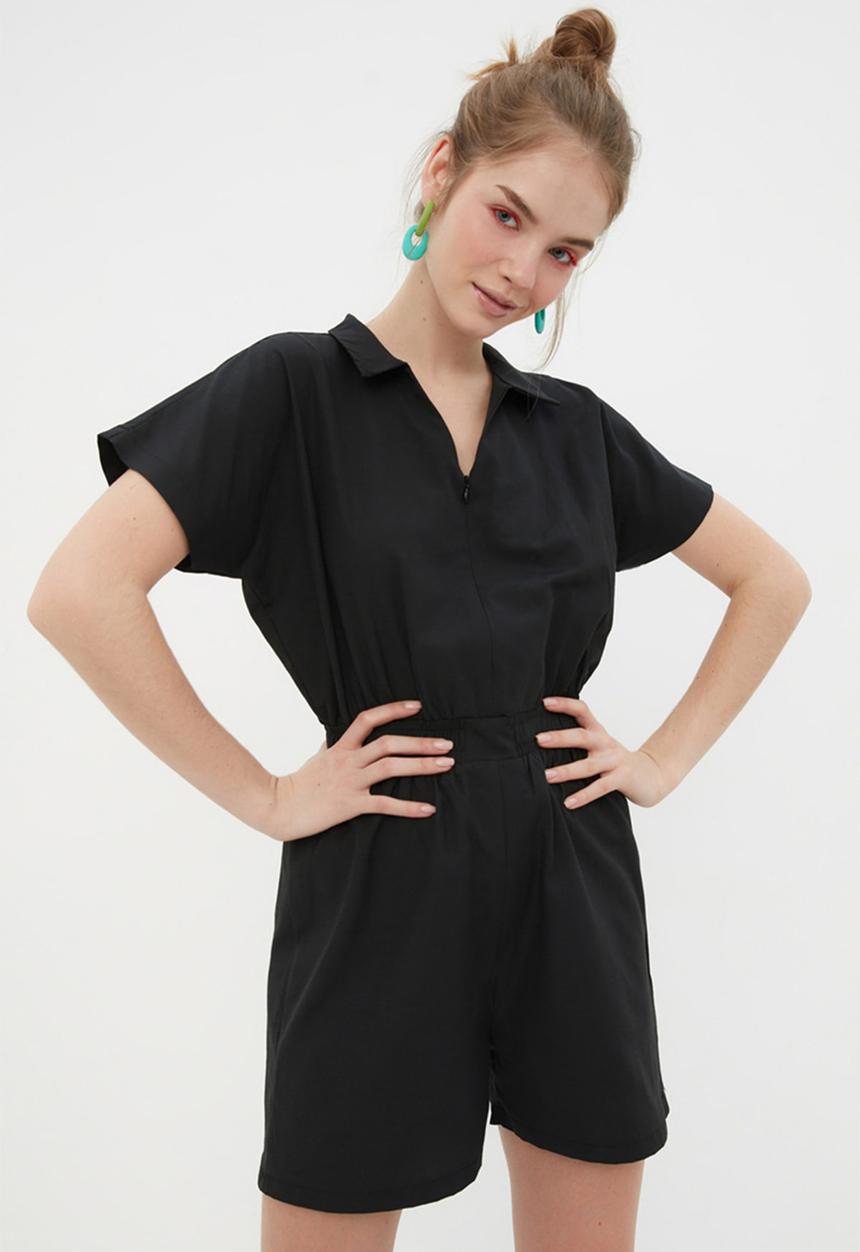 Trendyol - Elastic Waist Mini Woven Mini Jumpsuit - Schwarz