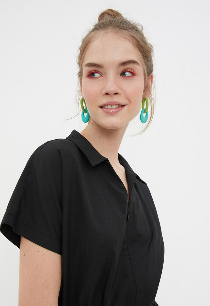 Trendyol - Elastic Waist Mini Woven Mini Jumpsuit - Schwarz