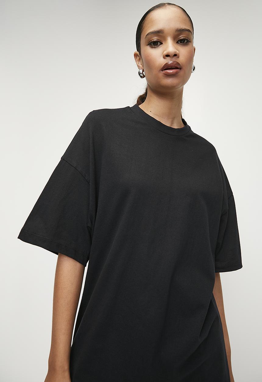 Blake -  Oversized tee - black