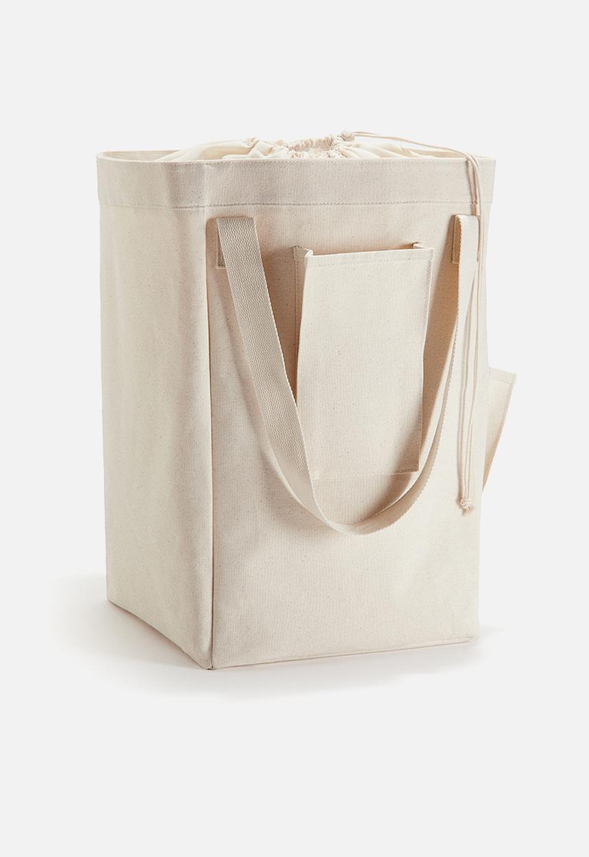 H&M - Laundry bag with pockets - white