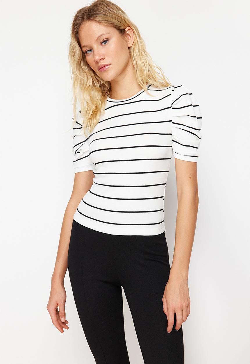 Trendyol - Striped fitted knit blouse - white