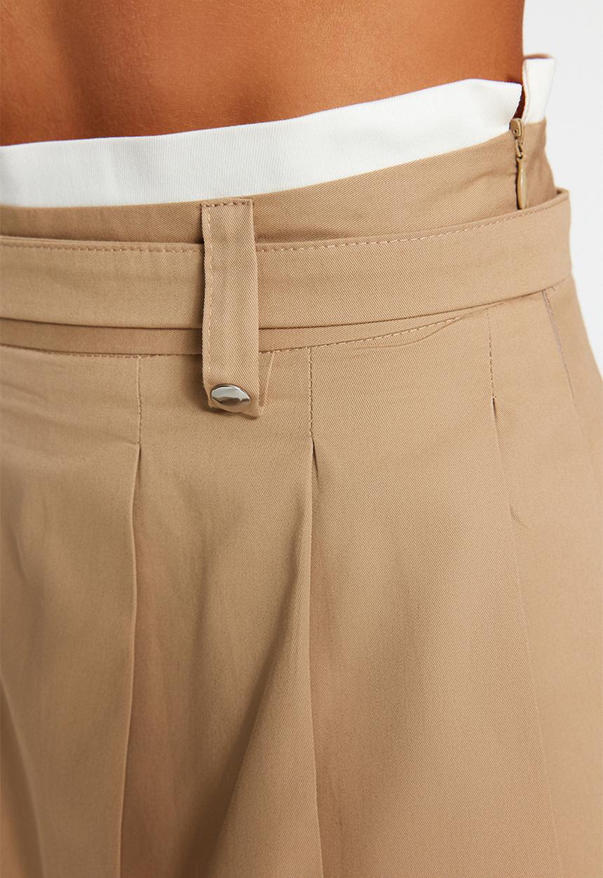 Trendyol - Double-belt detail pleated mini woven skirt - beige