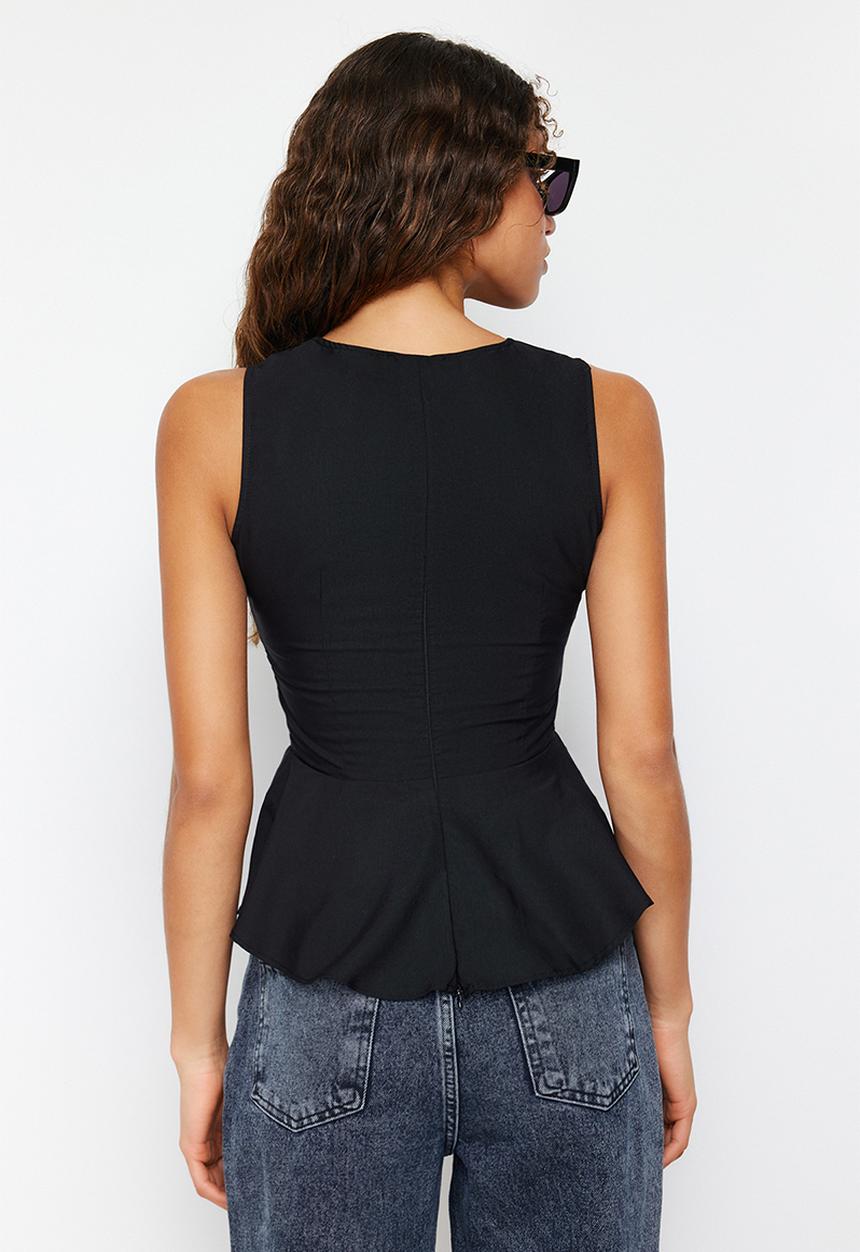 Trendyol - V-Neck Flounce Woven Blouse - Schwarz