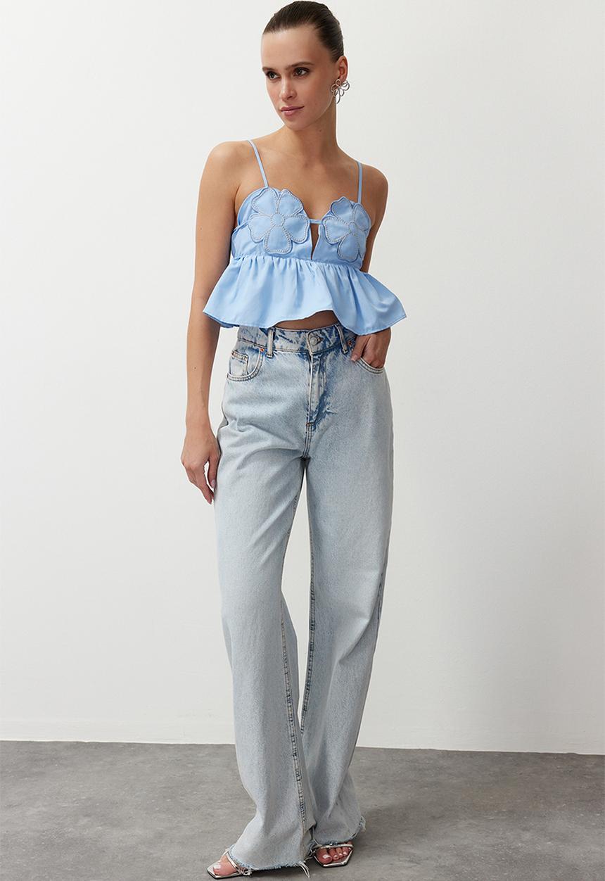 Trendyol - Crop floral embroidered blouse - light blue