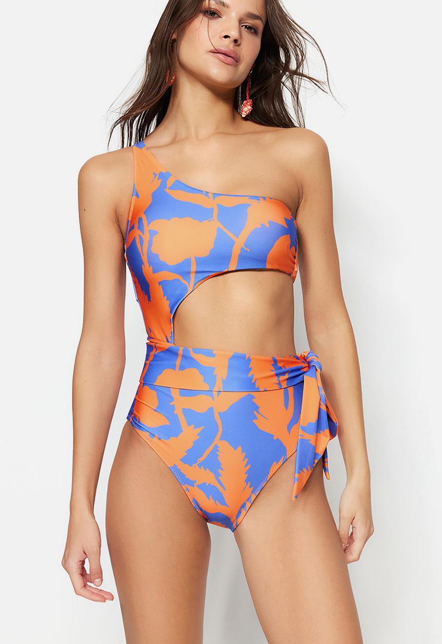 Trendyol - Floral patterned cut out regular swimsuit - multicolour