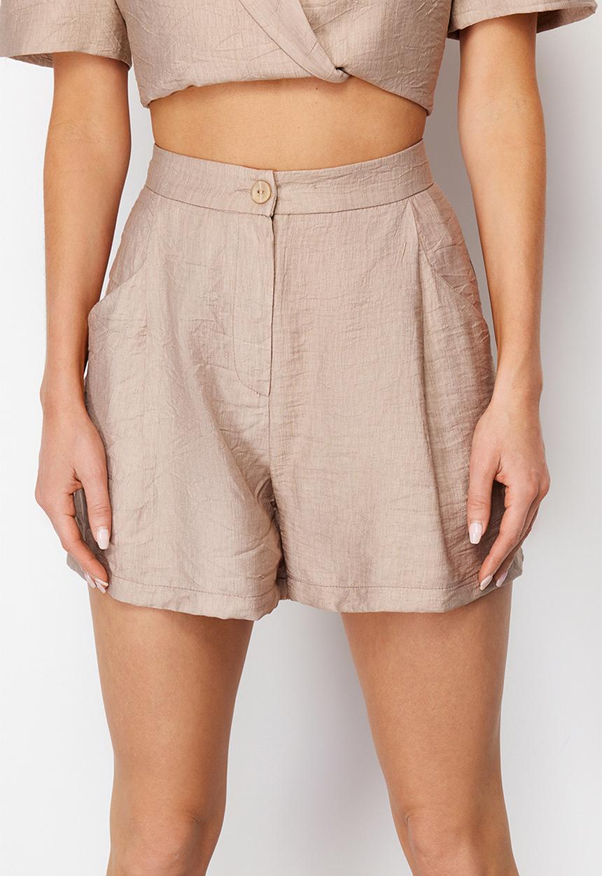 Trendyol - Camel Pocket Detailed Linen Look Shorts - Camels