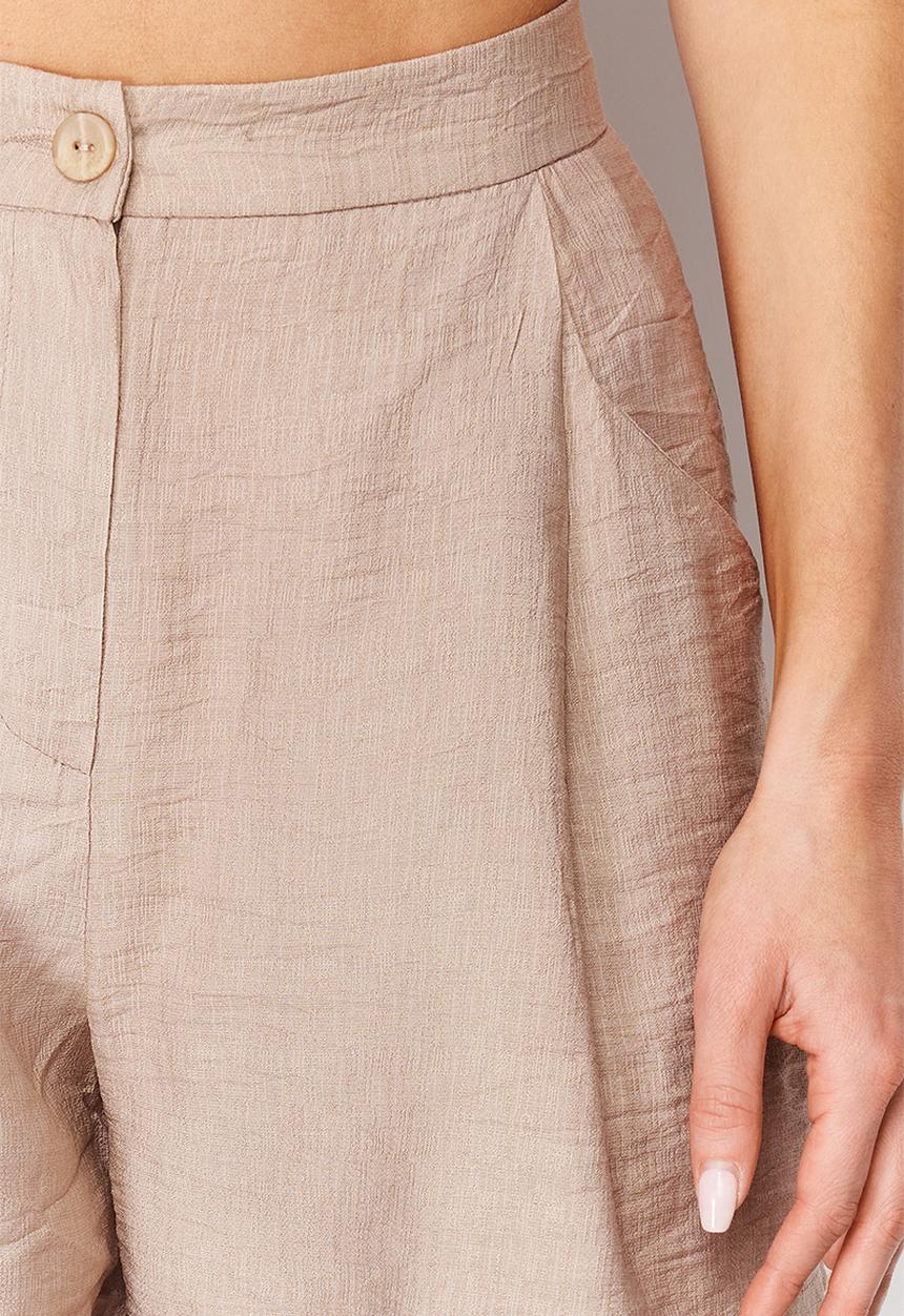 Trendyol - Camel Pocket Detailed Linen Look Shorts - Camels