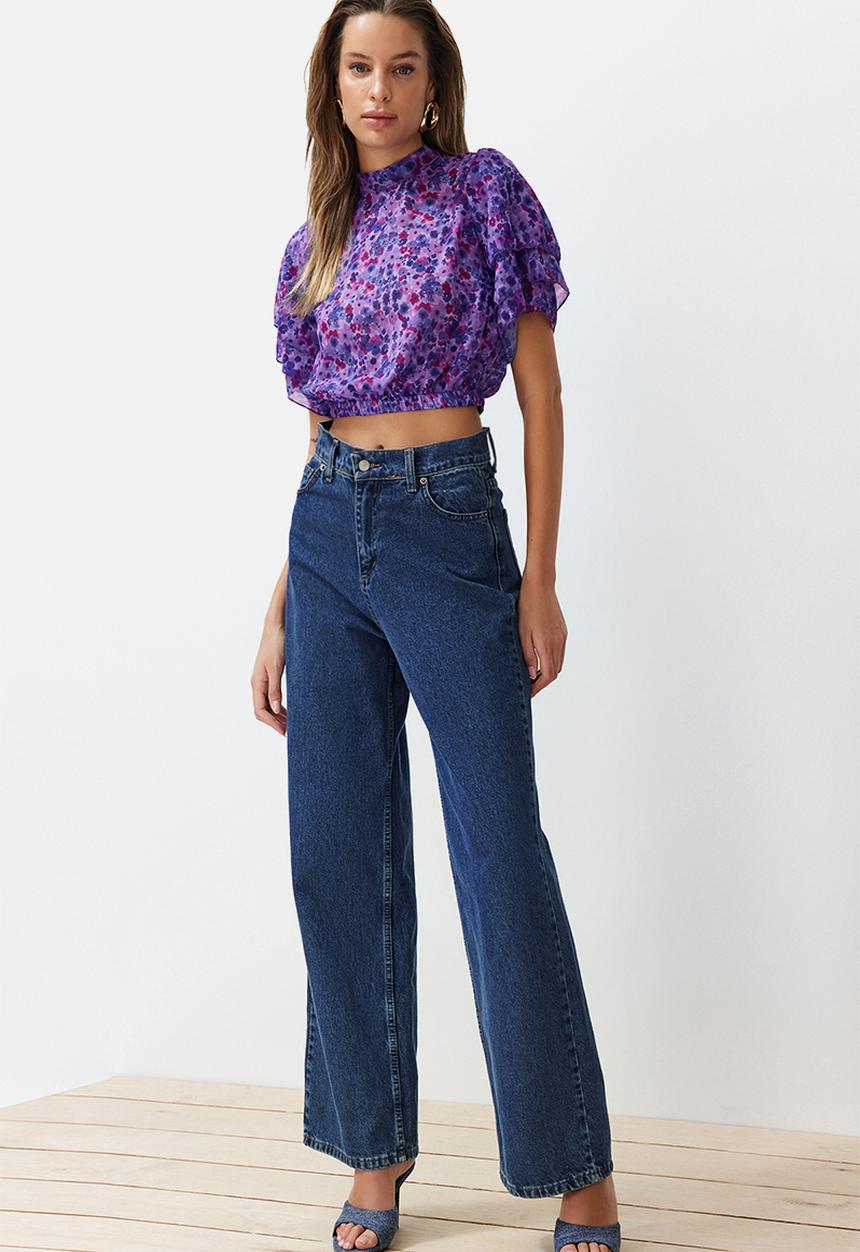 Trendyol - Floral pattern blouse - lilac