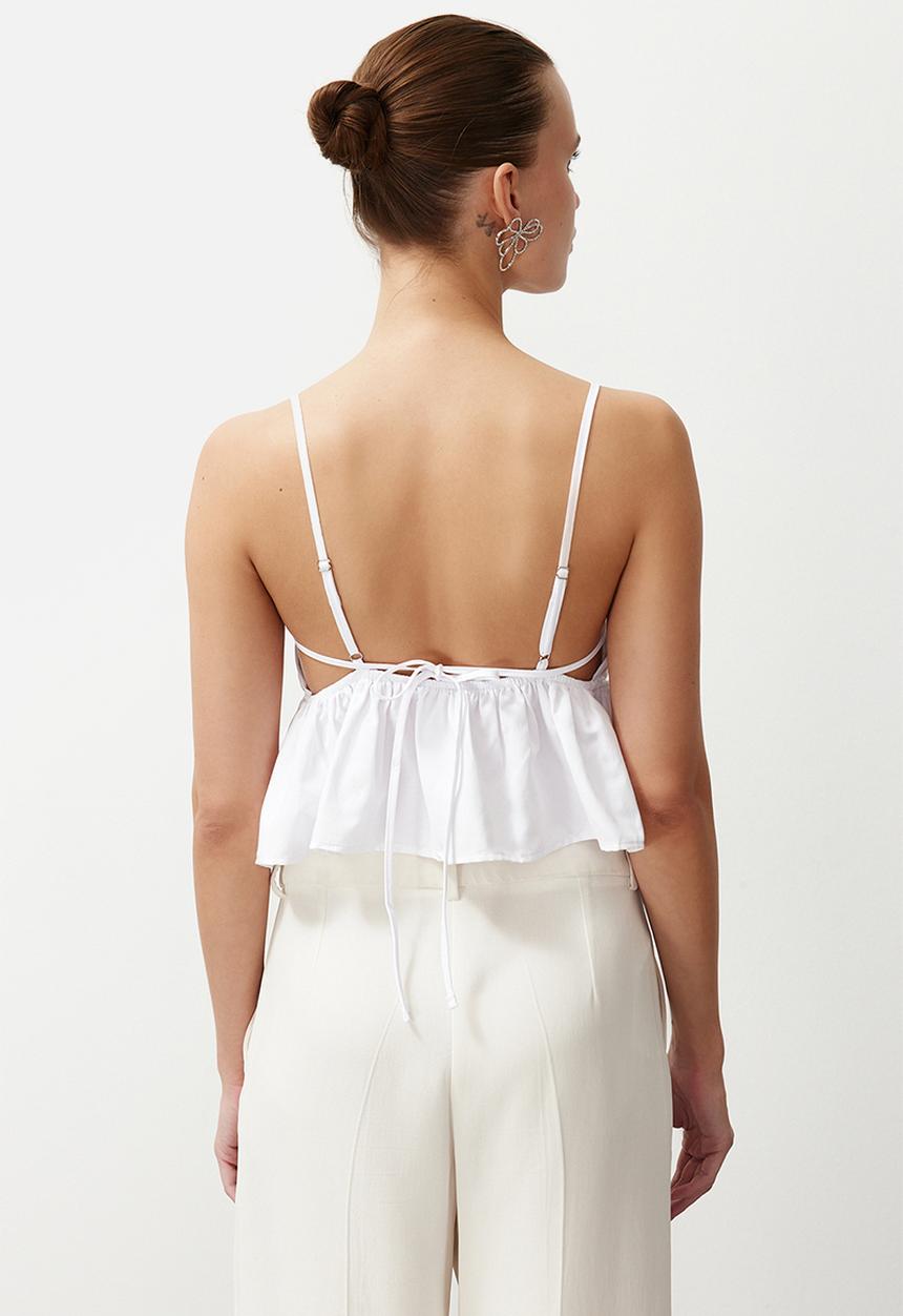 Trendyol - Crop floral embroidered blouse - white