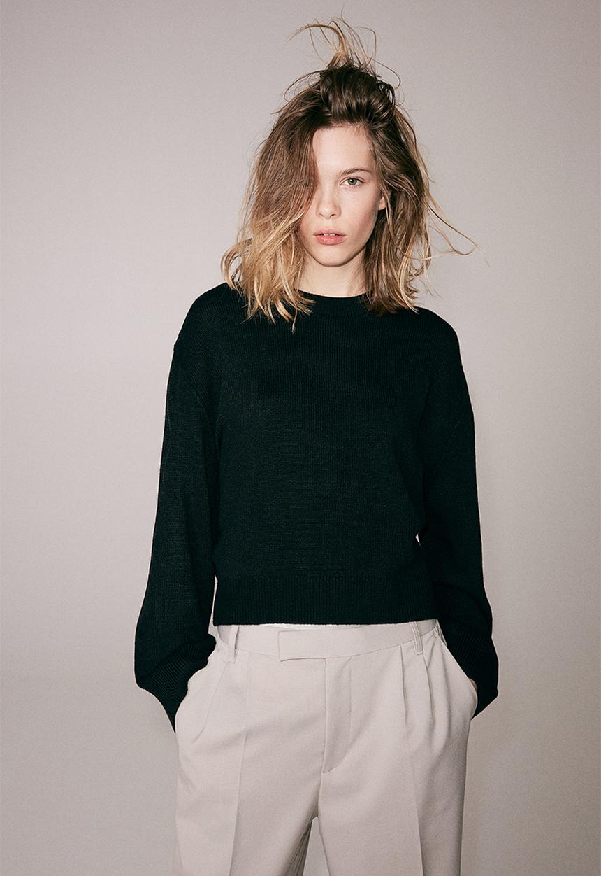 H&M - Linked-seam-detail jumper - black