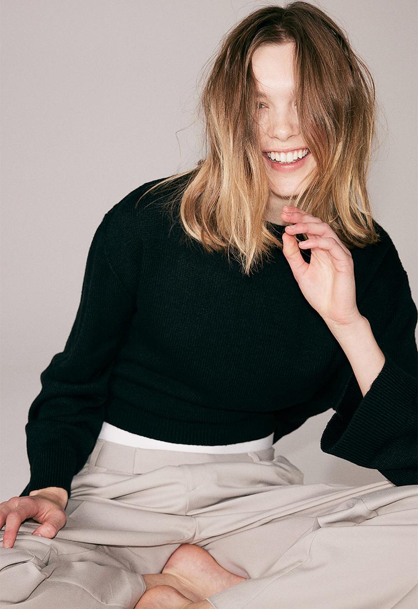 H&M - Linked-seam-detail jumper - black