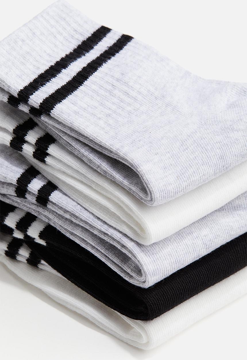 H&M - 5-pack socks - grey,white & black