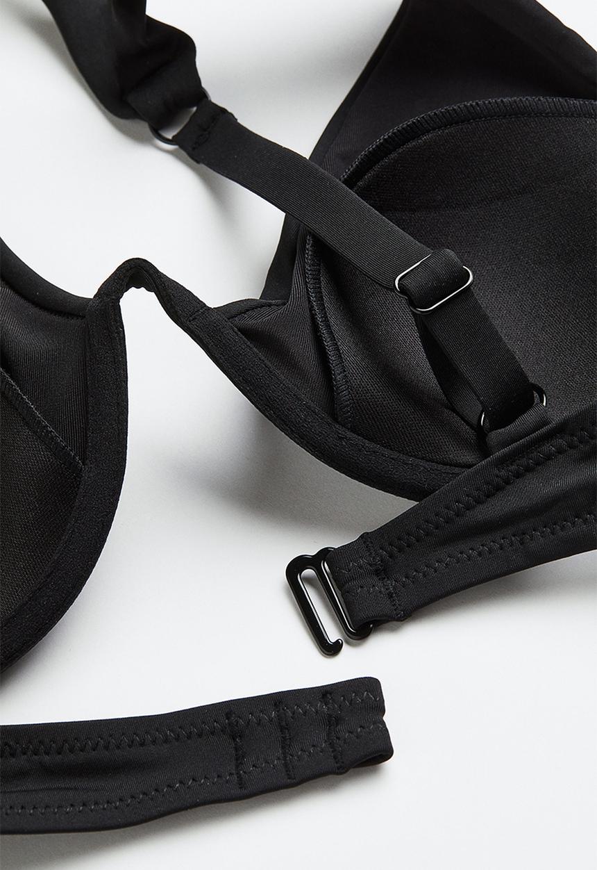 H&M - Asymmetric bikini top - black