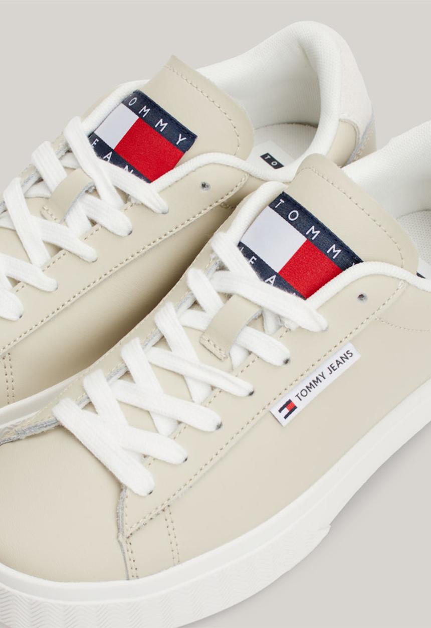 Tommy Hilfiger - Cupsole leather sneaker - bleached stone