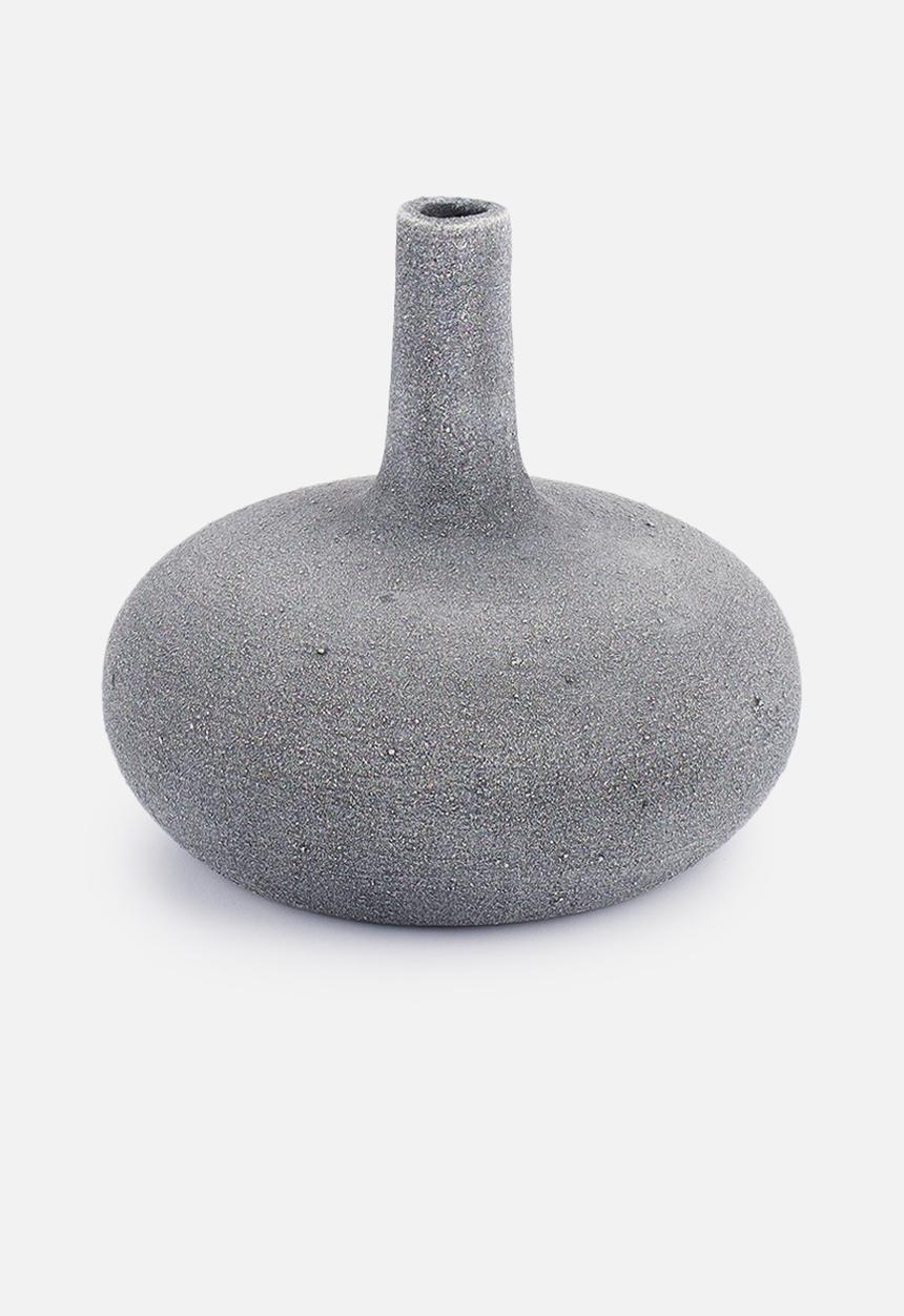 Grey Gardens - Rio vase - charcoal