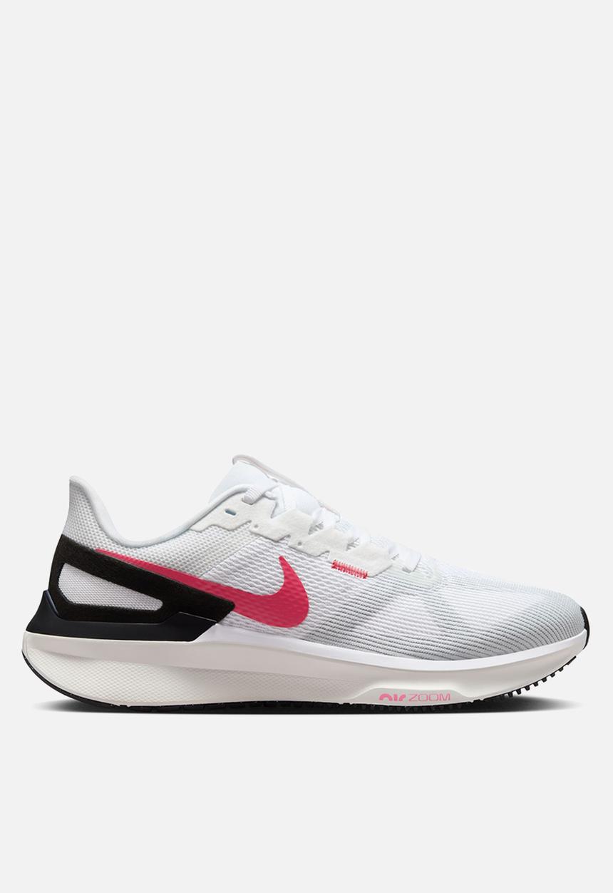 Nike - Structure 25