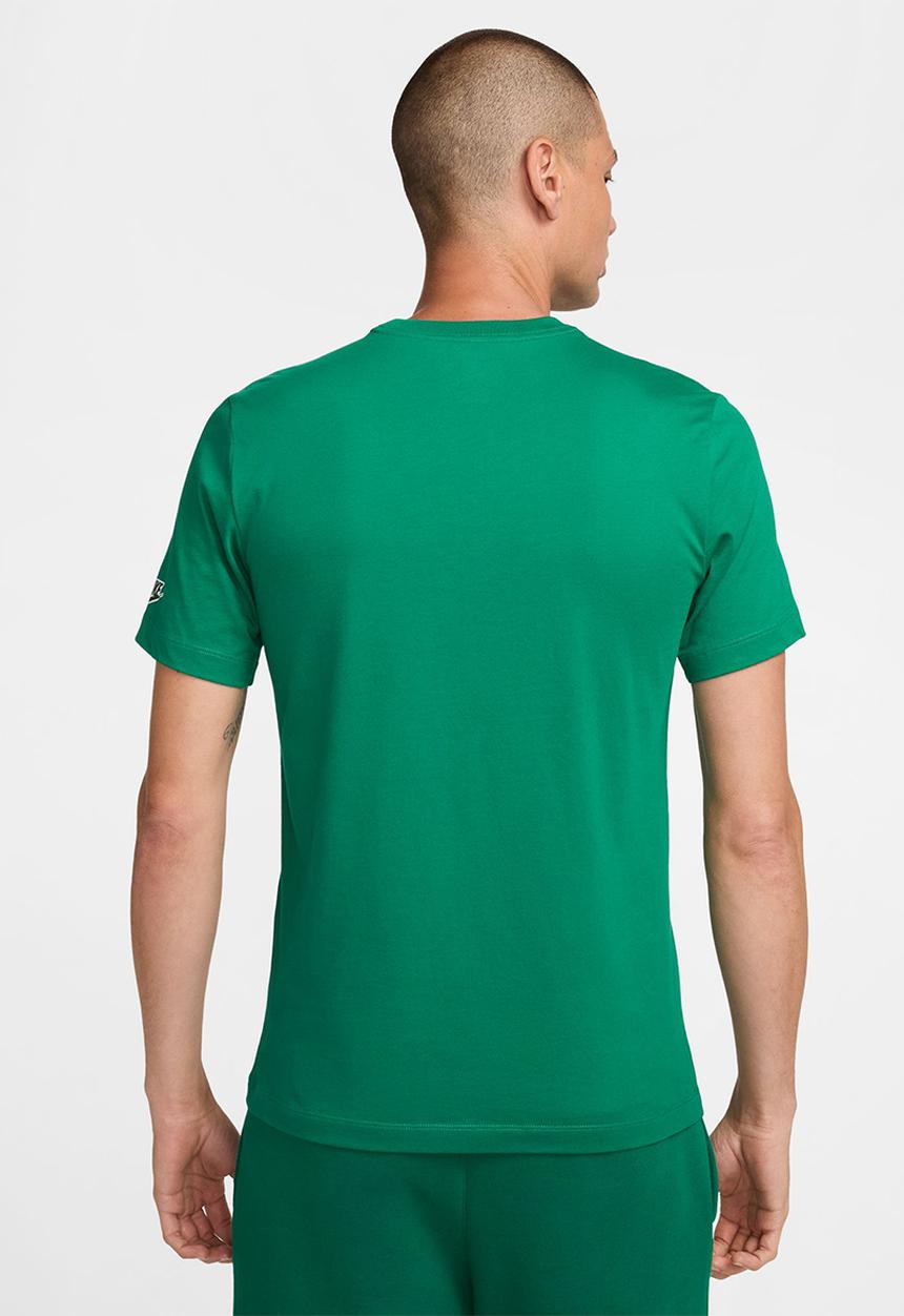 Nike - Nike Men's Sportswear Club Seasonal Tee - malachite green