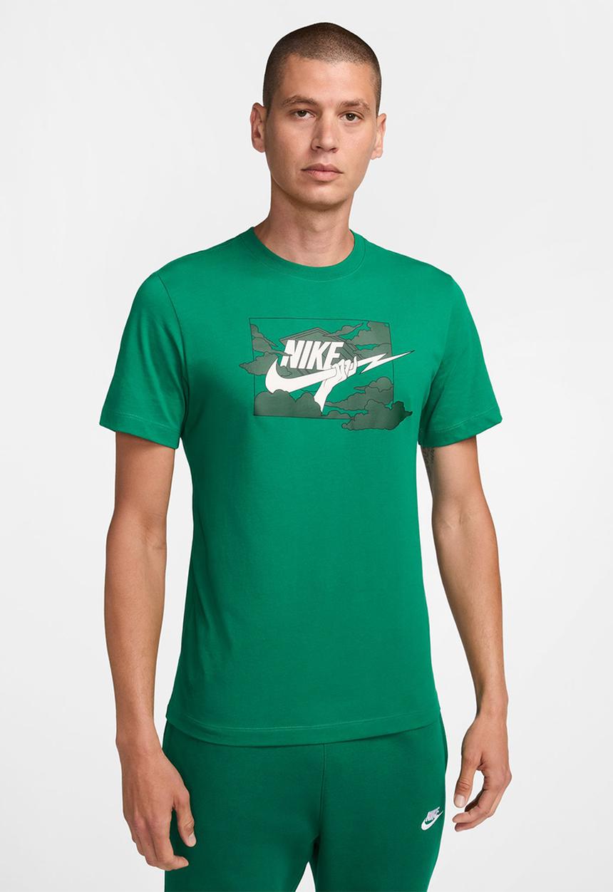 Nike - Nike Men's Sportswear Club Seasonal Tee - malachite green