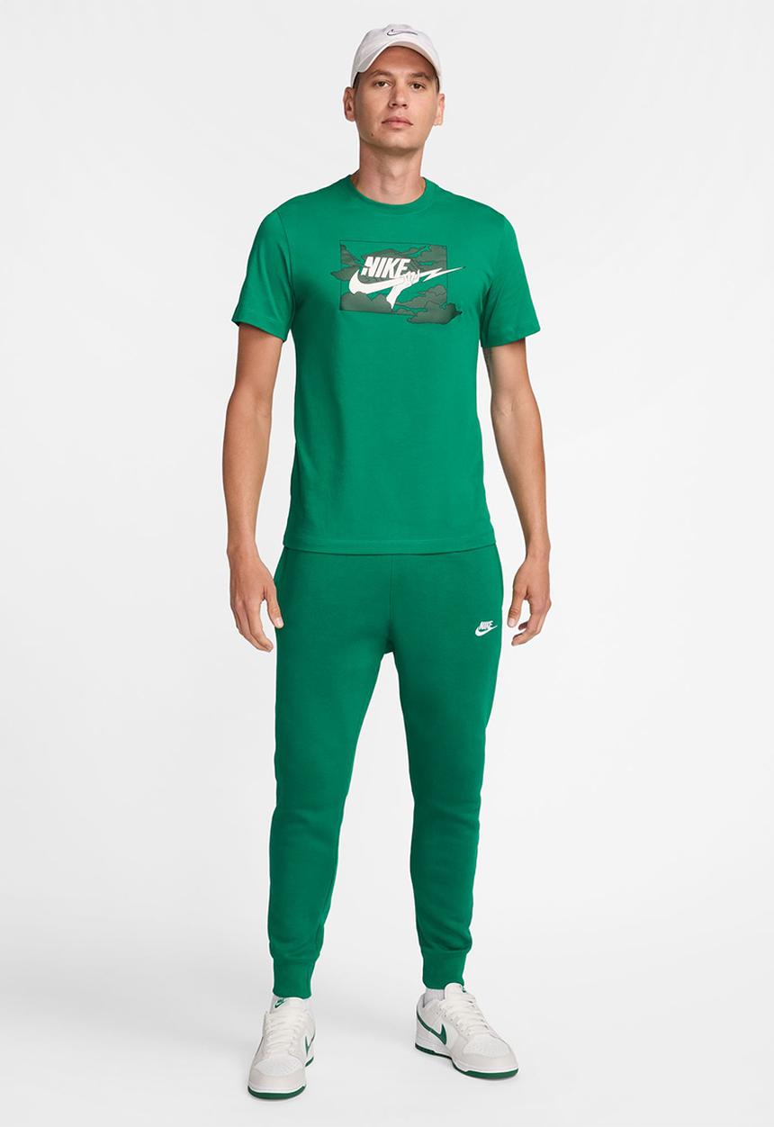 Nike - Nike Men's Sportswear Club Seasonal Tee - malachite green