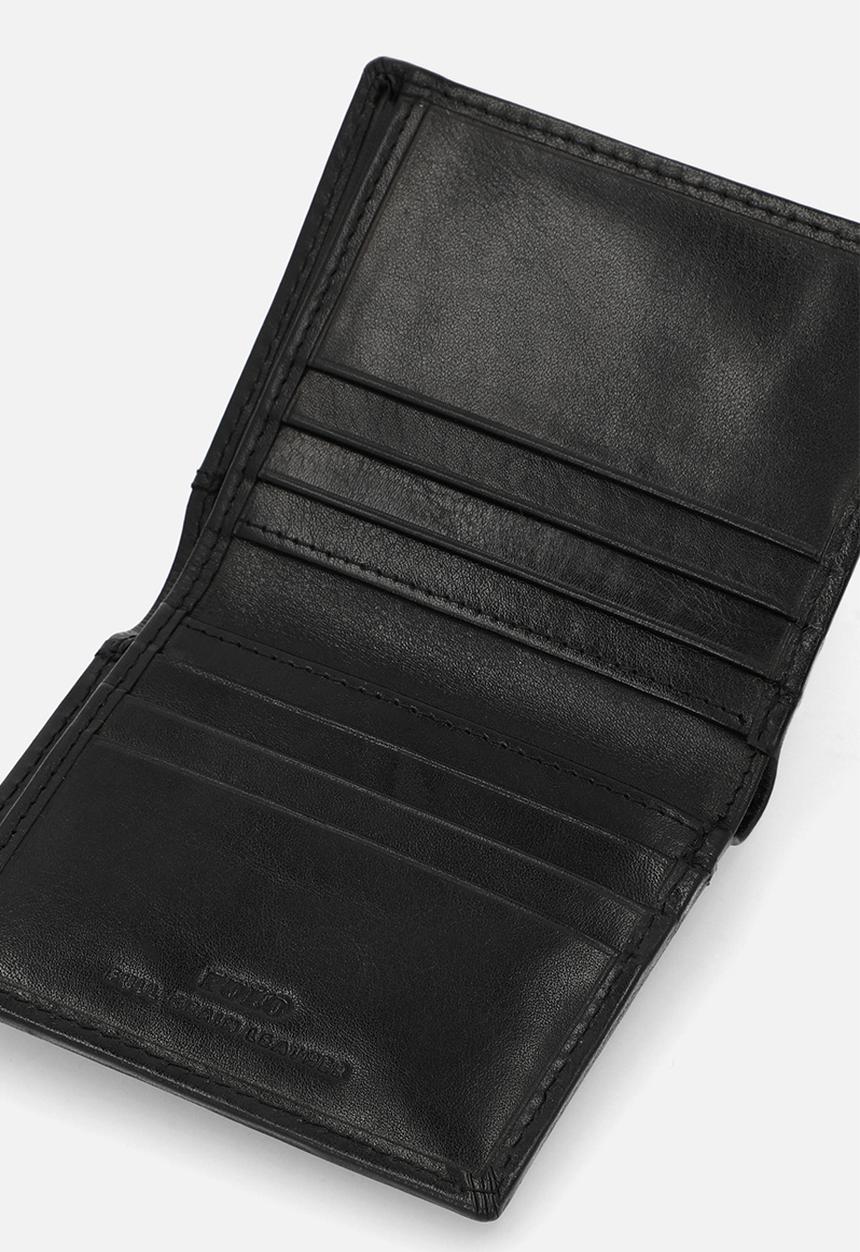 POLO - Vertical Billfold With Card Flap - Black