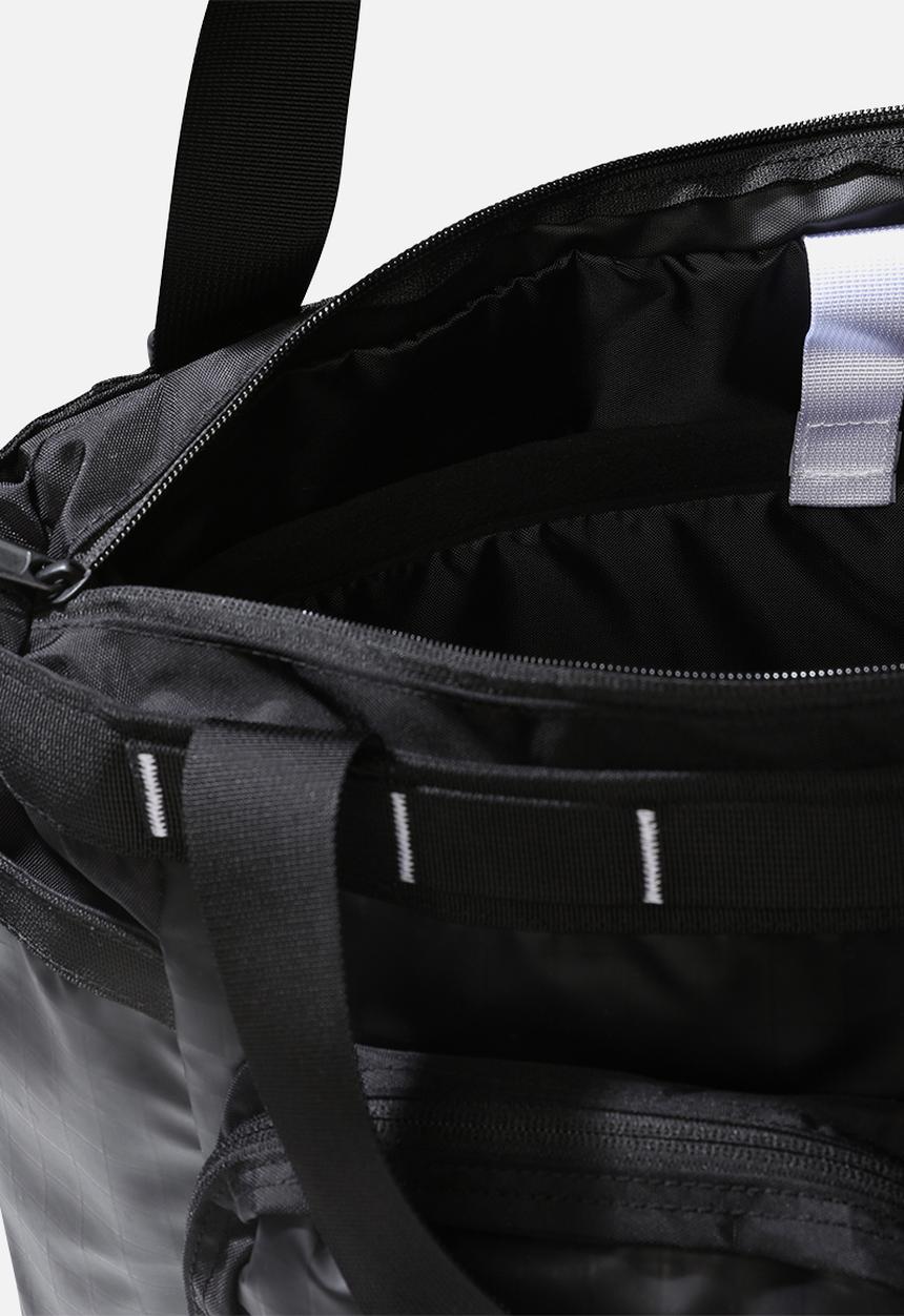The North Face - Base Camp Voyager Tote - Tnf Black - Tnf White