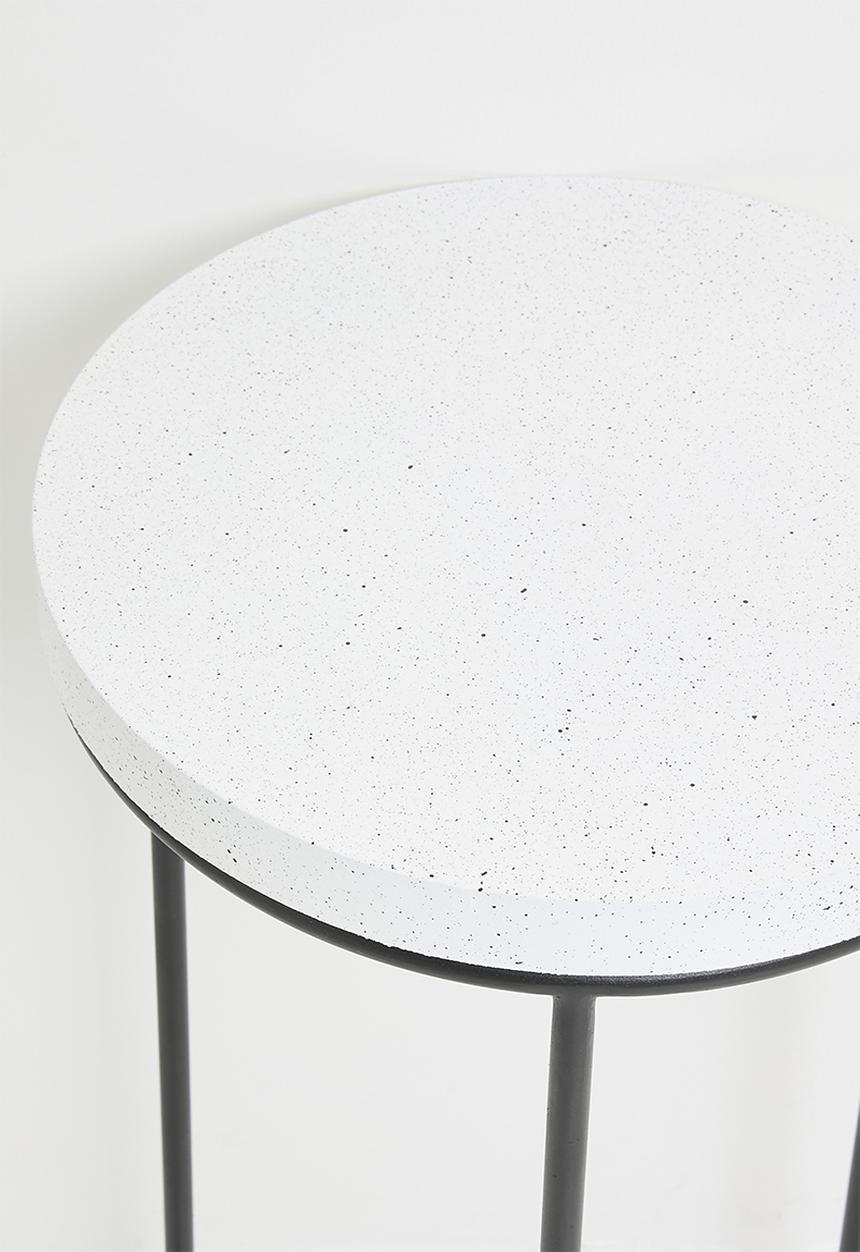Nolden Brothers - Vitori nested side table - natural
