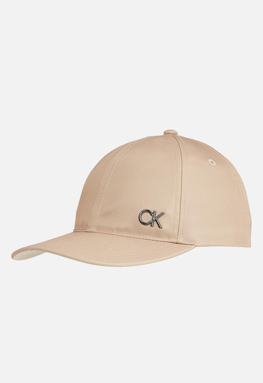 Calvin Klein - CK Saffiano Metal Bb Cap - Travertine
