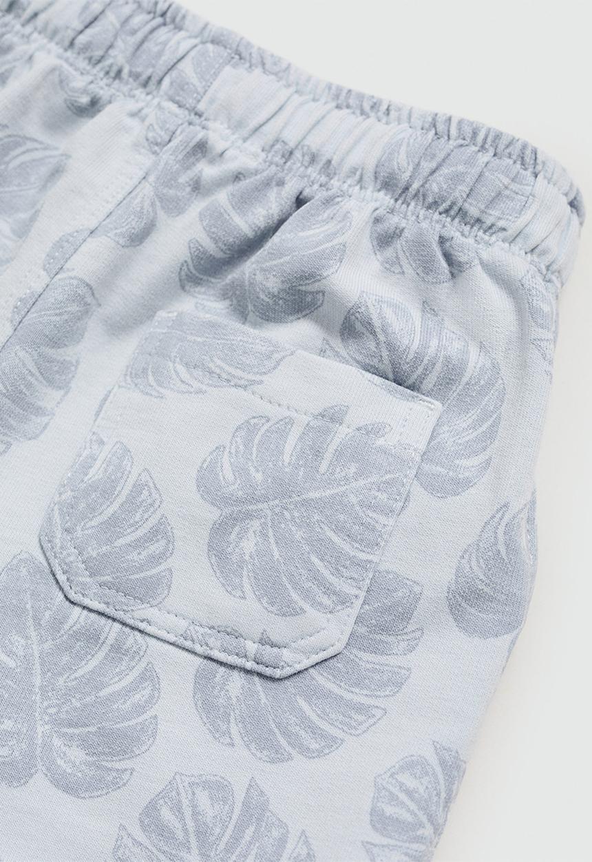 MANGO - Bermuda shorts monstera - light pastel blue