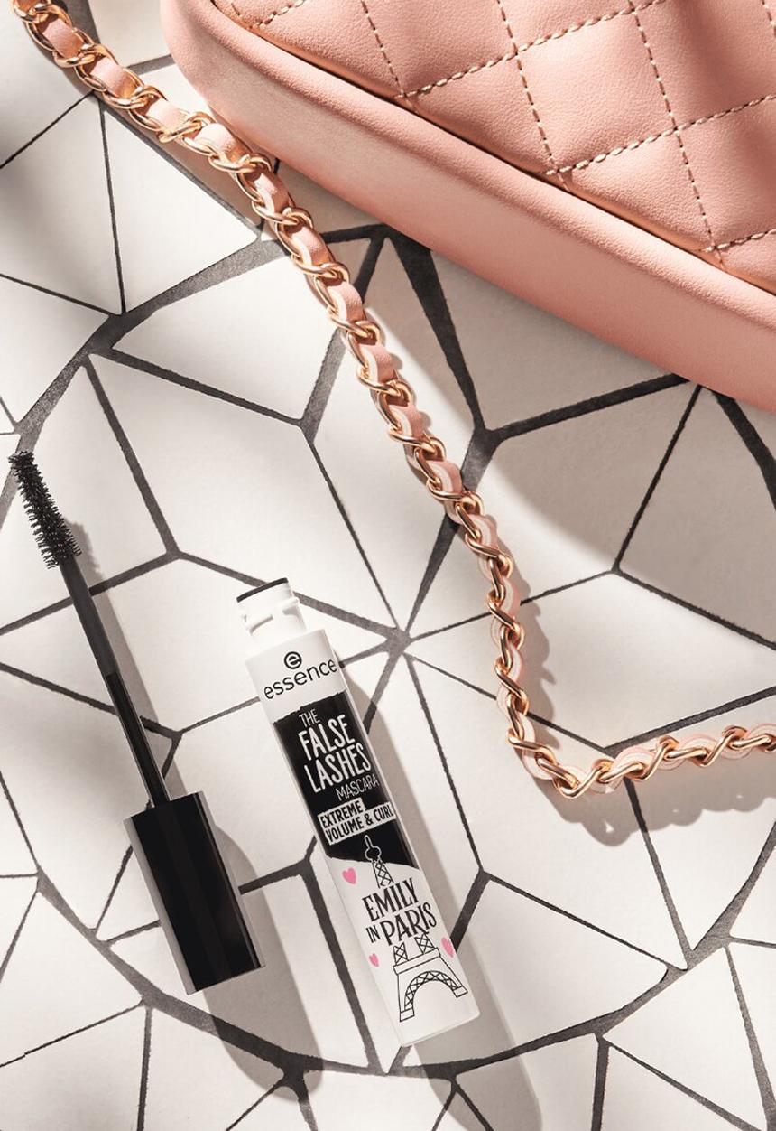 essence - Emily in Paris by essence The False Lashes Mascara