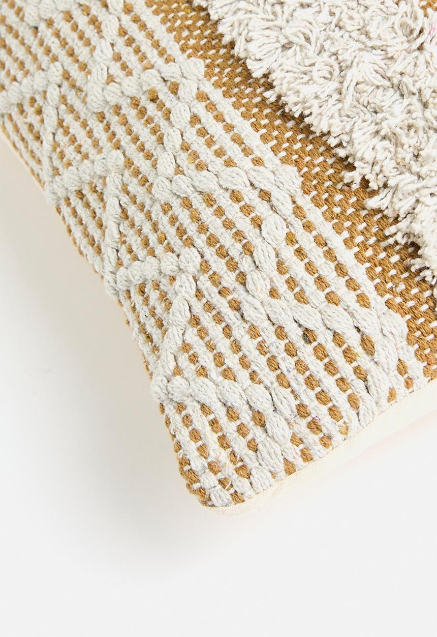 H&S - Zigzag stripe jute cushion - mustard & natural