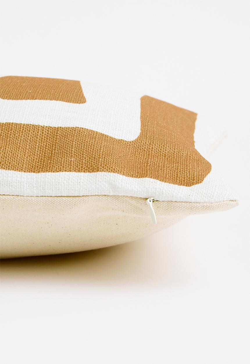 H&S - Maze cushion - natural & mustard
