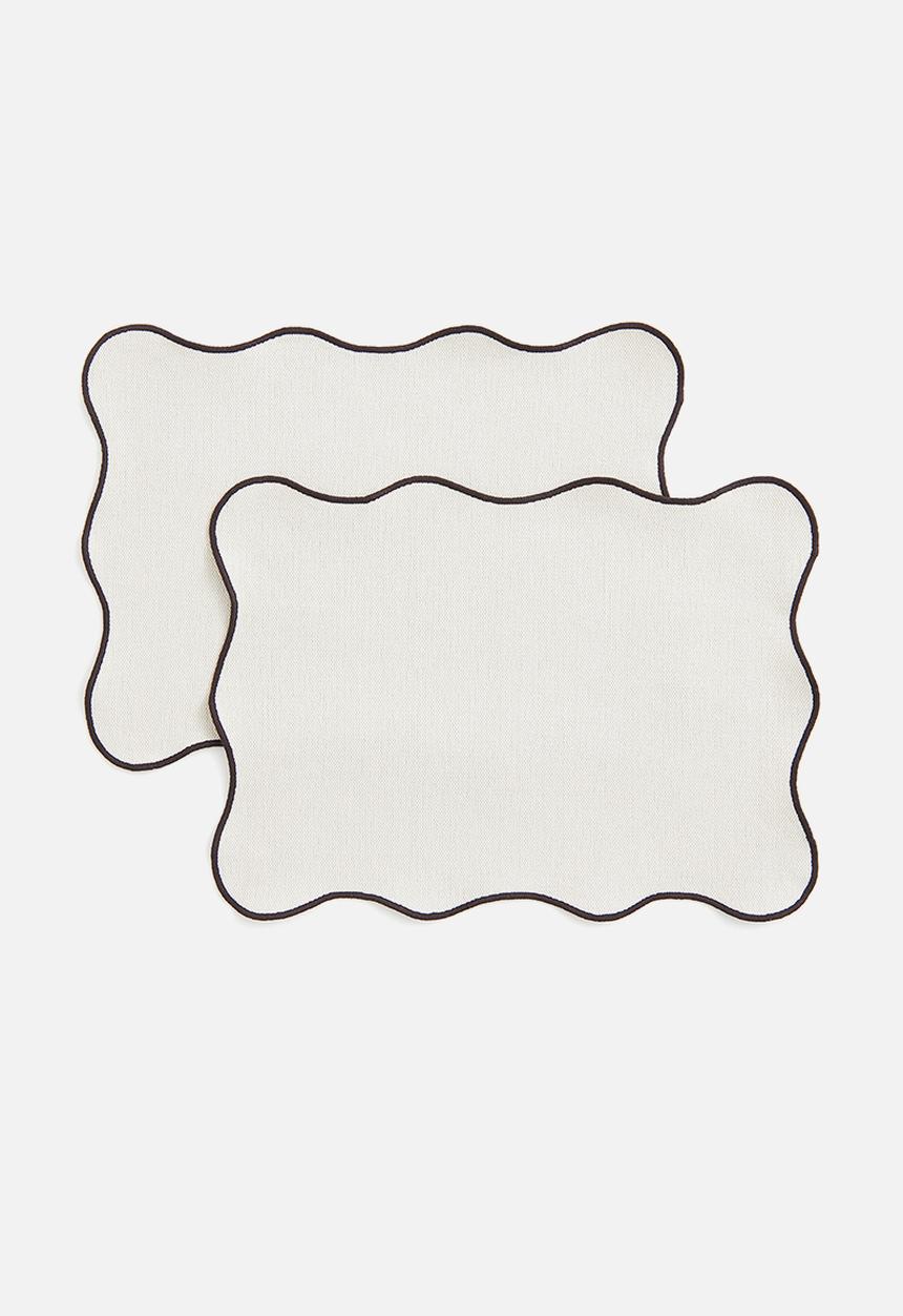 H&M - 2 pack scallop-edged place mats - beige multi