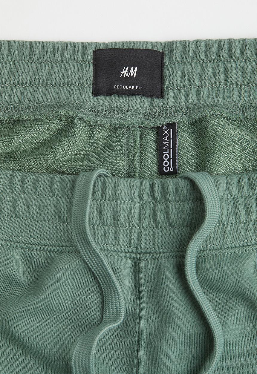 H&M - Coolmax® shorts - sage green
