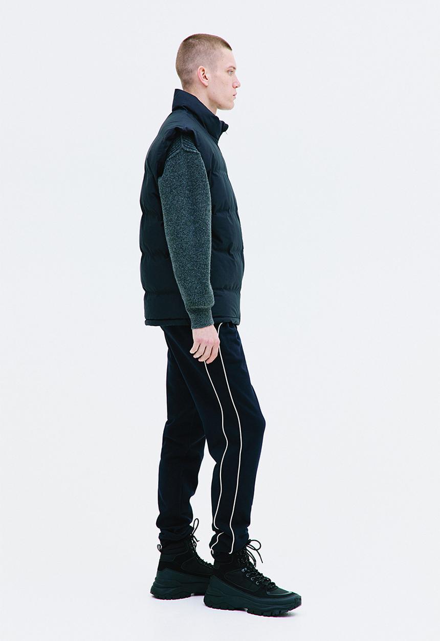 H&M - Slim fit joggers - black