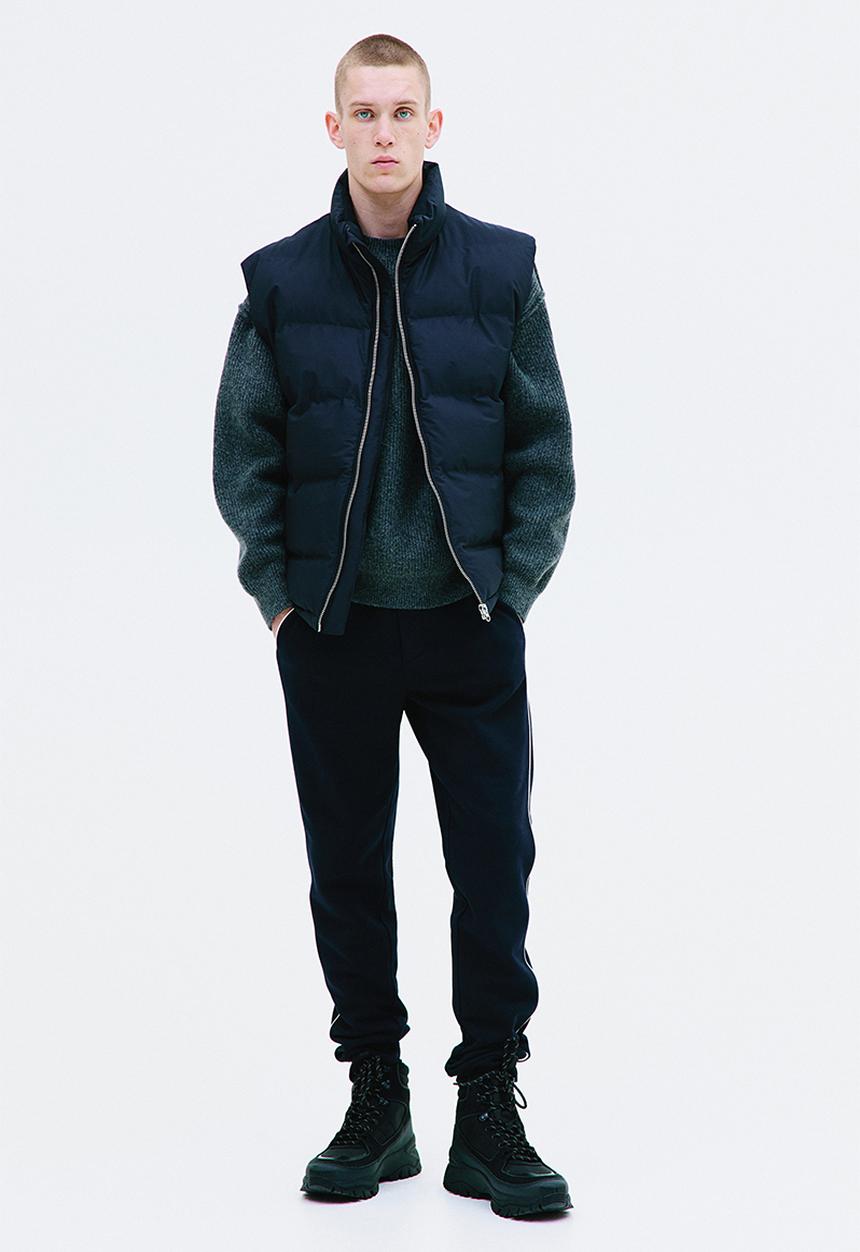 H&M - Slim fit joggers - black