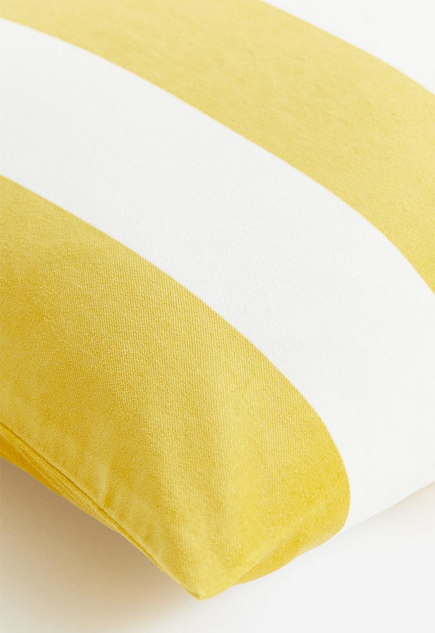 H&M - Velvet cushion cover - Yellow Striped