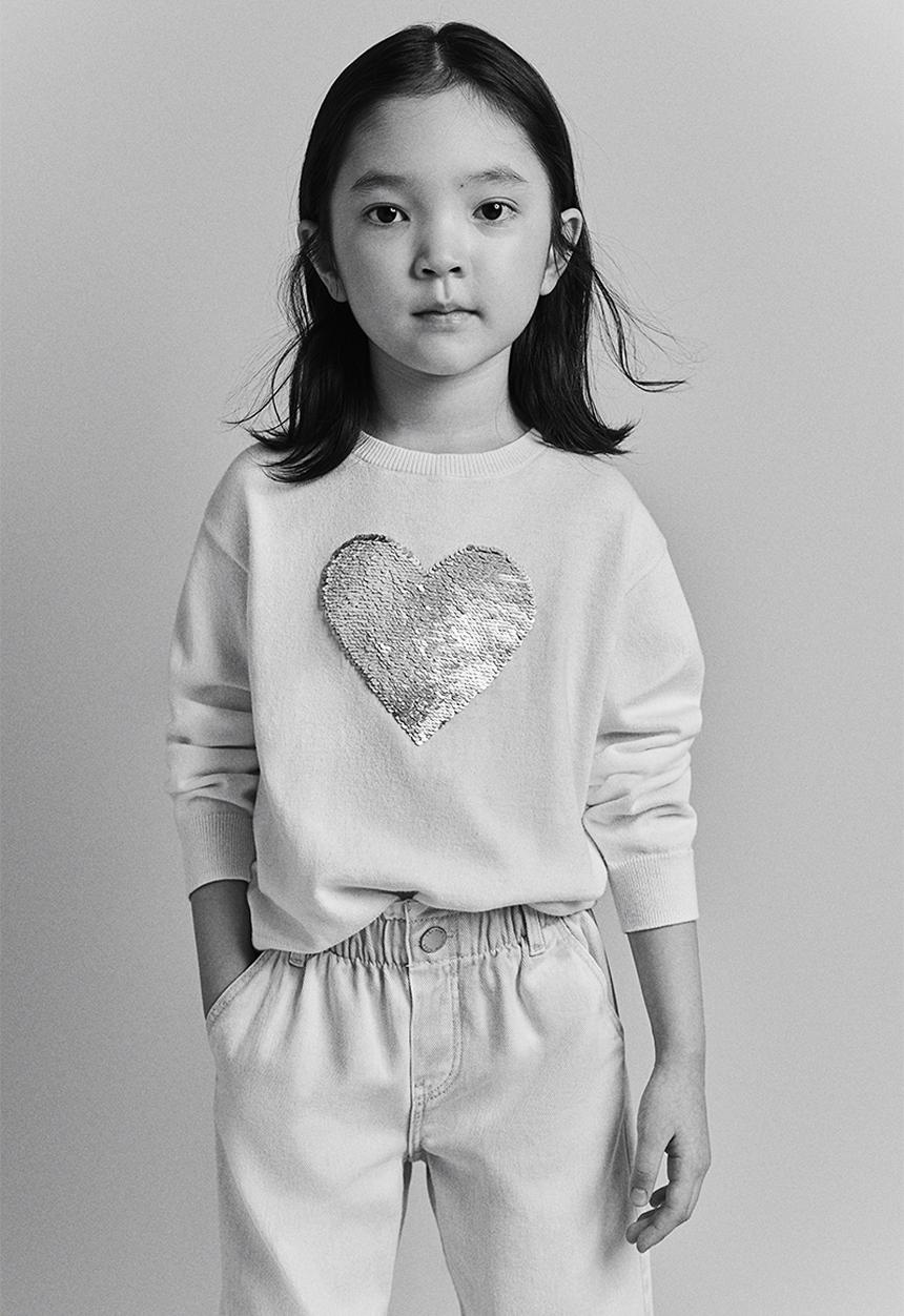 H&M - Reversible sequin-motif jumper - white