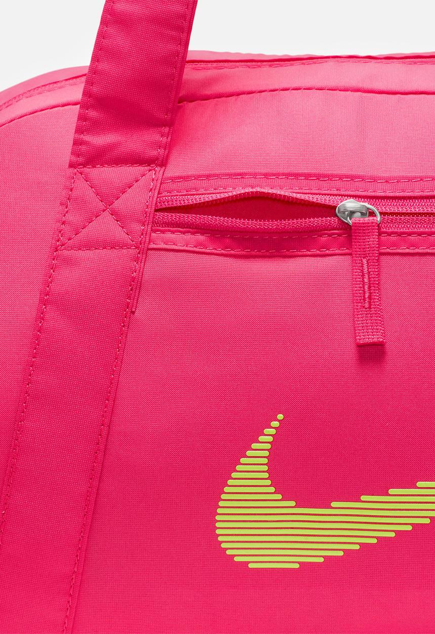 Nike - Nike Gym Club