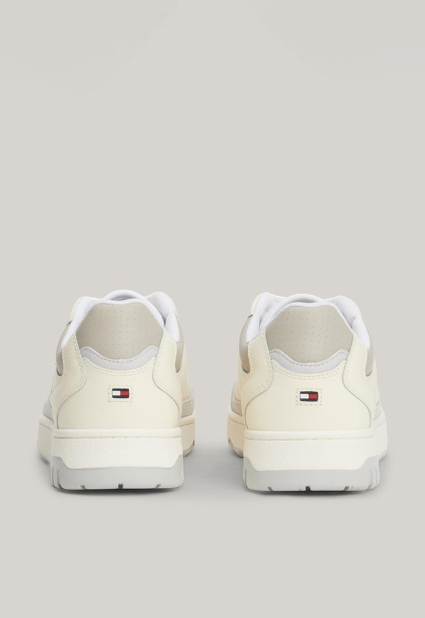 Tommy Hilfiger - TH Basket Street Poop - Cream