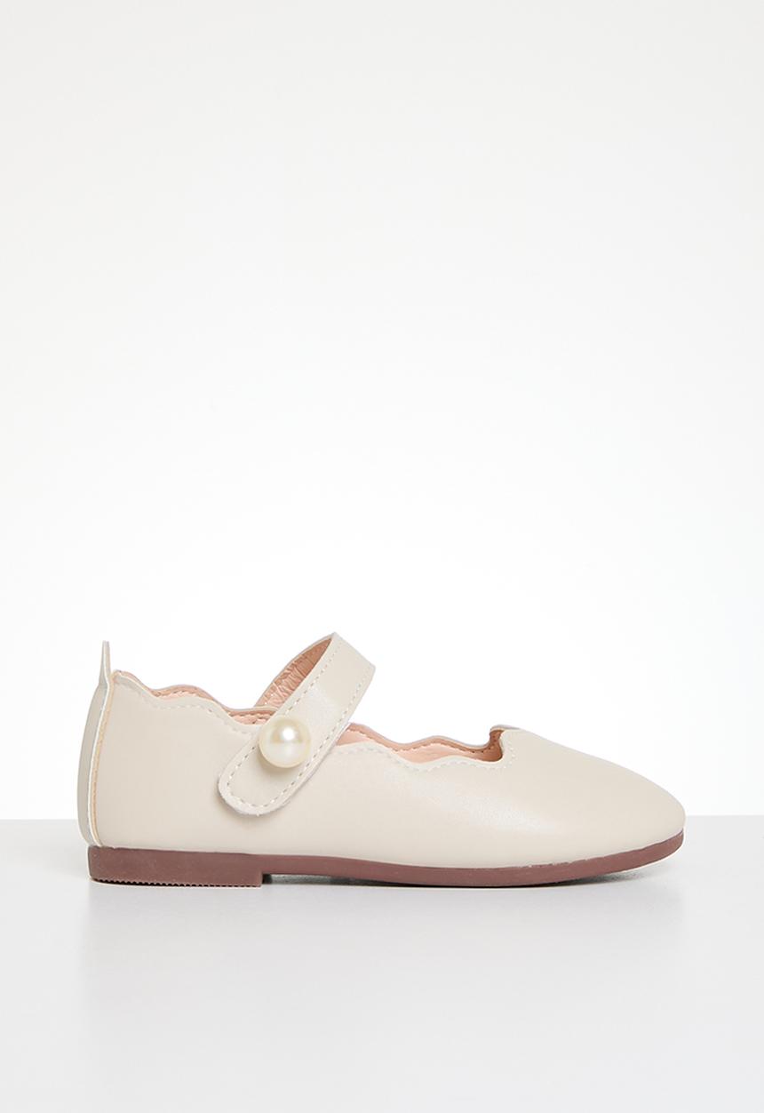 Pop Candy - Pearl buckle pump - beige