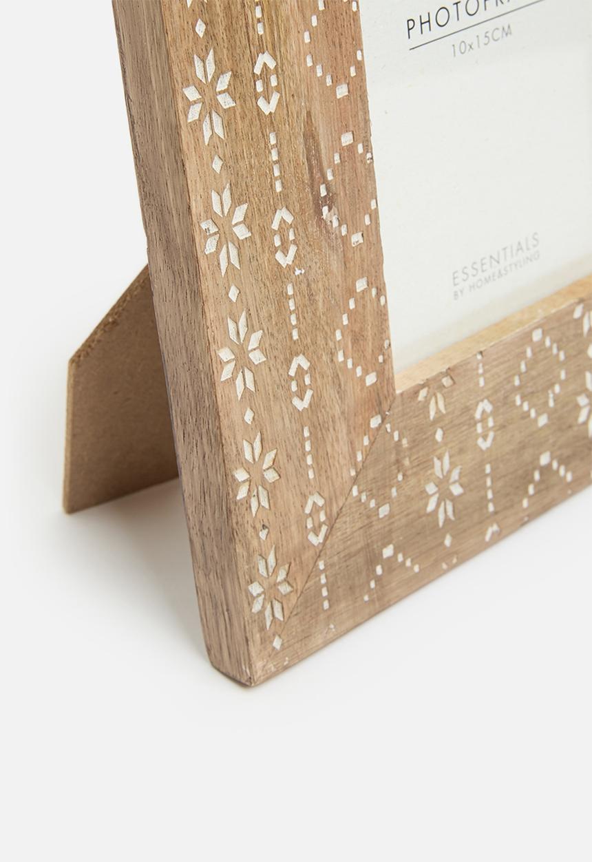 H&S - Linear carved frame - natural