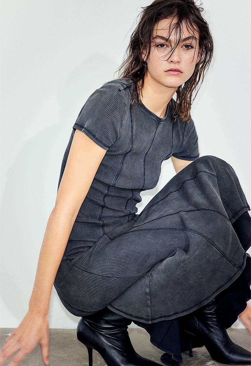 H&M - Flatlock-seam flared-skirt dress - black