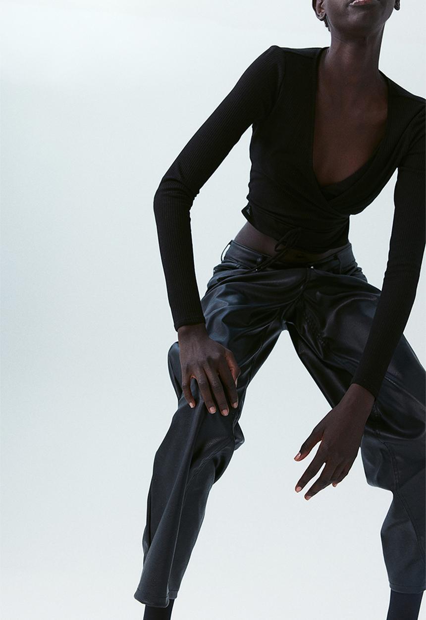 H&M - Sheer wrap top - black