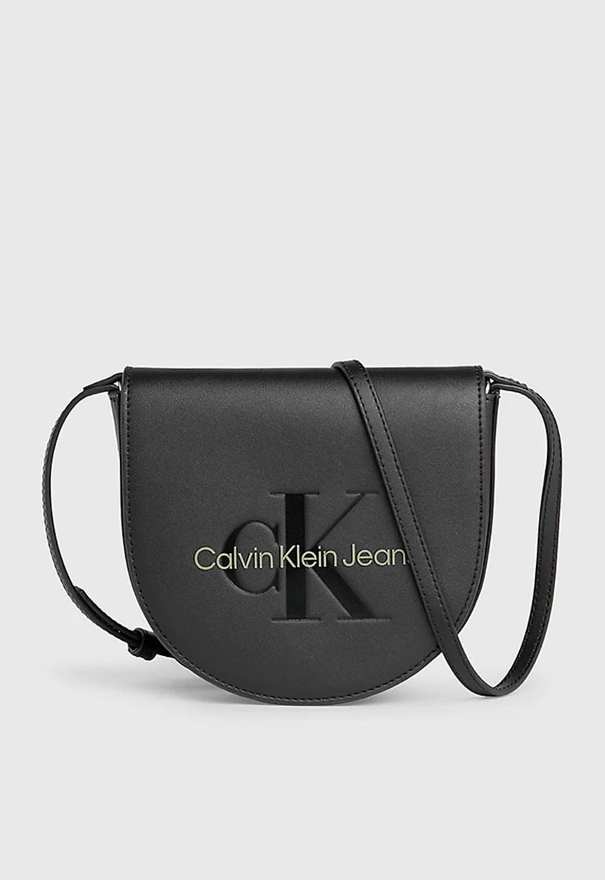 Calvin Klein - Sculpted mini saddle bag - black/sharp green