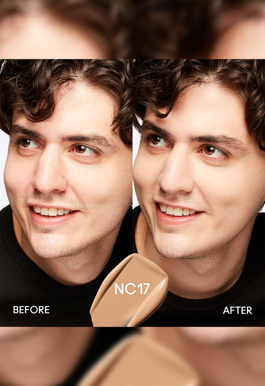 MAC - Studio FixFluid SPF 15 24HR Matte Foundation + Oil Control 15ml - NC17