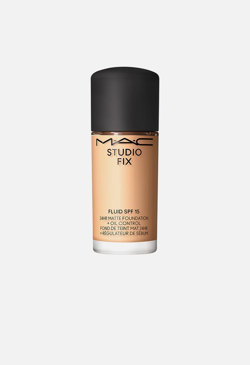 MAC - Studio FixFluid SPF 15 24HR Matte Foundation + Oil Control 15ml - NC17