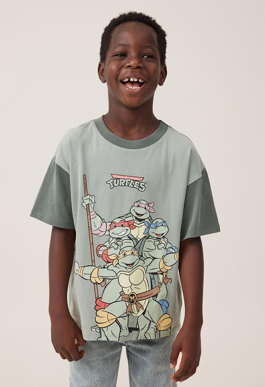 Cotton On - License drop shoulder short sleeve tee - lcn nic deep sage & swag green/tmnt bff